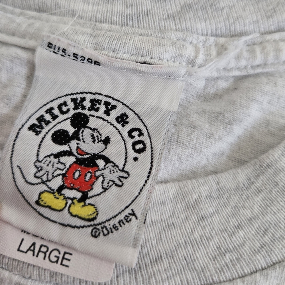 Vintage Y2k Light Gray Disney Mickey & Co. T-Shirt - Picture 6 of 7